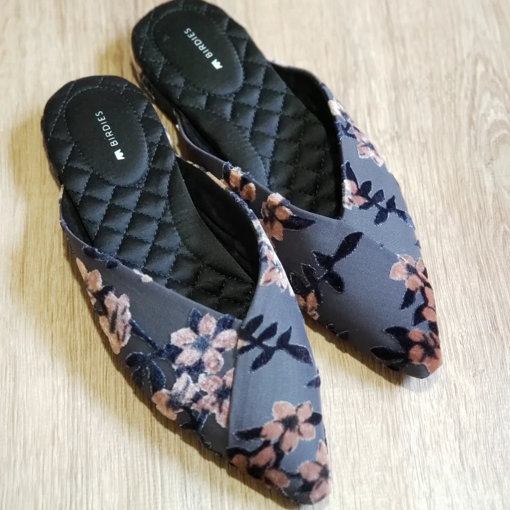 Birdies, The Swan, In Color "Cherry Blossom", Size 9, NWOT - Picture 1 of 9